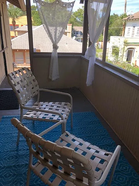 Private Outdoor Porch