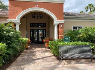 4163 N Haverhill Rd APT 1215, West Palm Beach, FL 33417