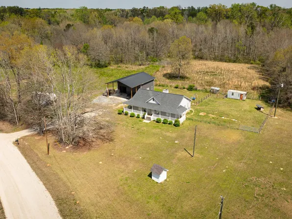 647 Pine Valley Rd, Meansville, GA 30256
