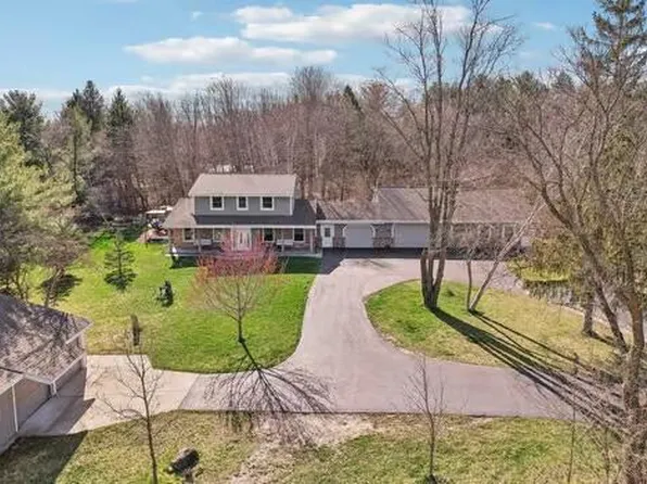 W4115 Woodview TRACE, East Troy, WI 53120