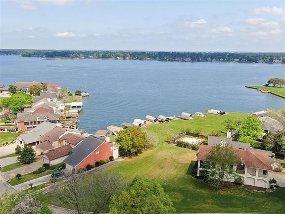5th image of 133 Cove Cir