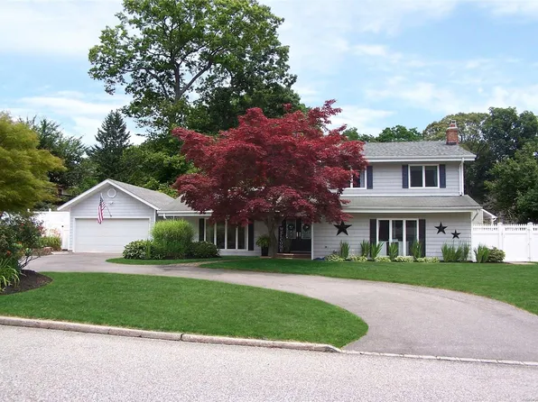 40 Woodland Road, Miller Place, NY 11764