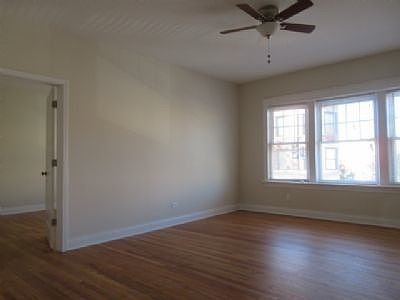 5th image of 4362 N Milwaukee Ave #2