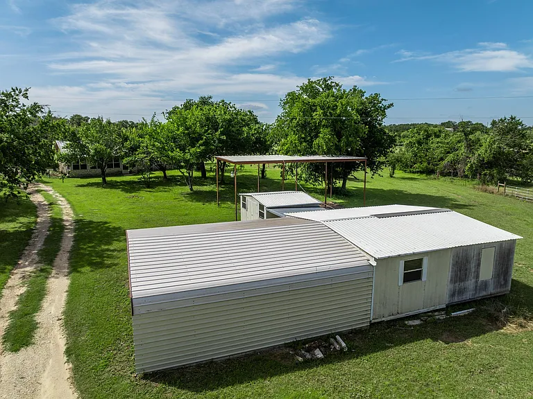 199 Apache Springs Rd — Photo 37