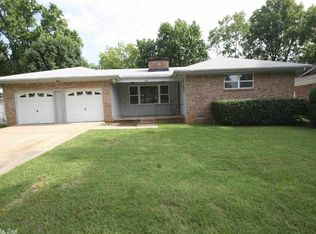 1012 Grayland Dr, Jacksonville, AR 72076