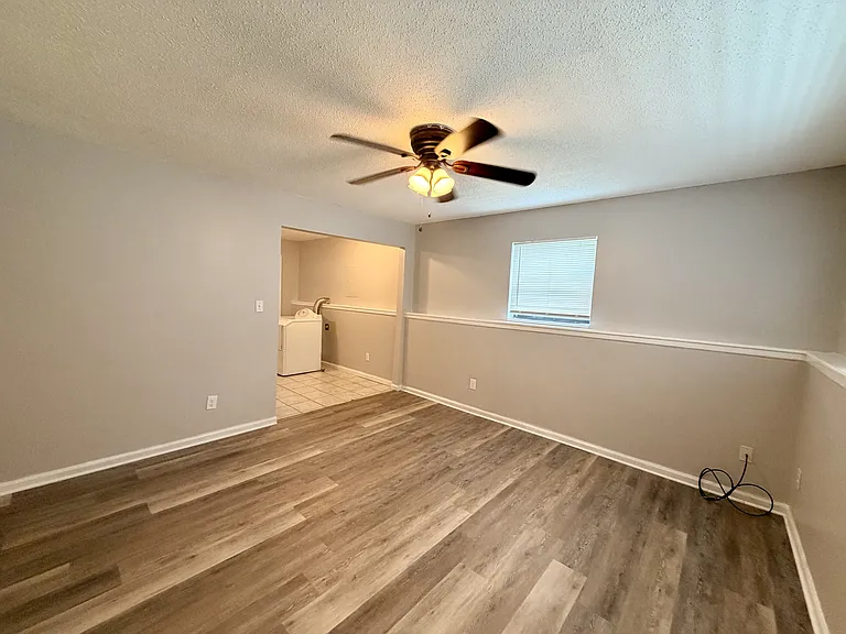 505 Sycamore St — Photo 3