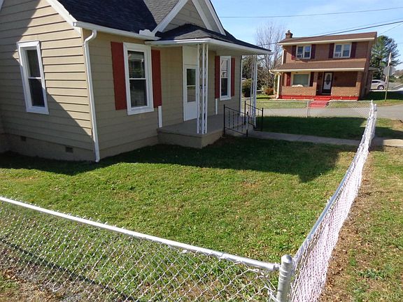 5th image of 1923 Pansy St