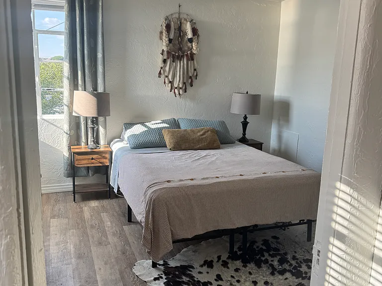 220 N Foch St #4 — Photo 3