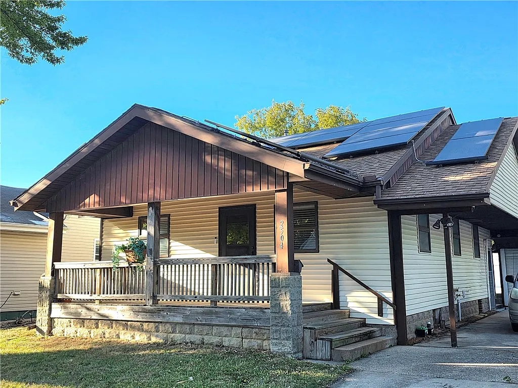 2504 Shelby Ave photo 1
