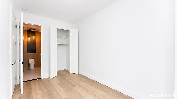 Rented by Nooklyn NYC LLC | media 10