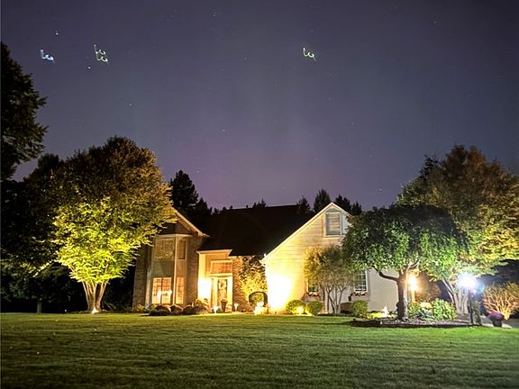3rd image of 6 Claret Dr