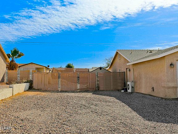 2nd image of 2440 Cielo Dr