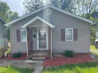 1504 Worthington St, Fairmont, WV 26554