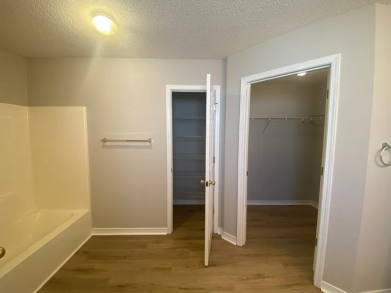 9676 Parker Lake Cir — Photo 23