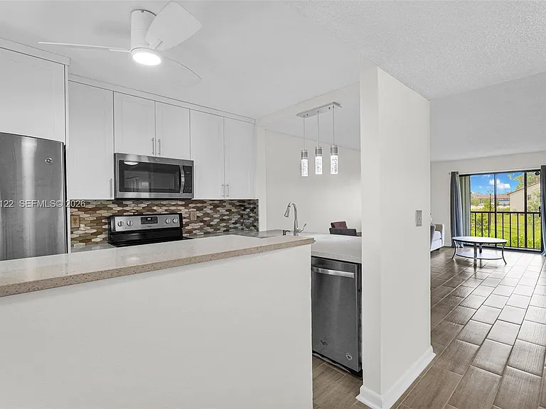 7142 Golf Colony Ct #206 — Photo 4