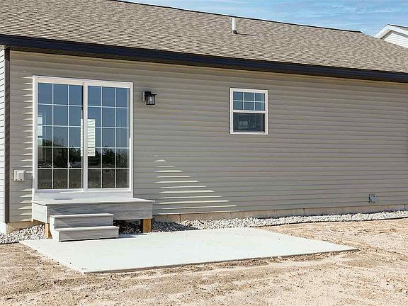 5th image of 2101 Staghorn Ave