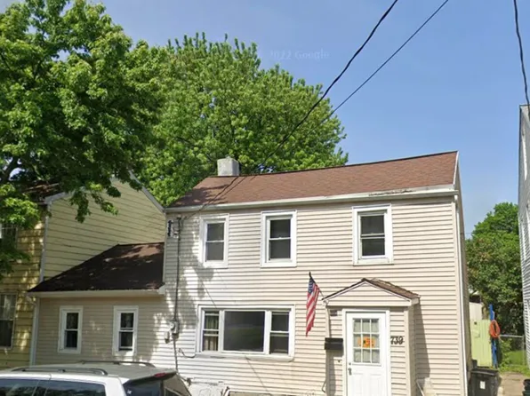 739 Broadway, Watervliet, NY 12189