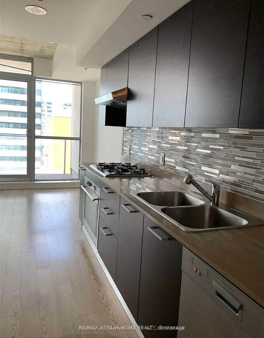 1 bed, $2,100 — Photo 3