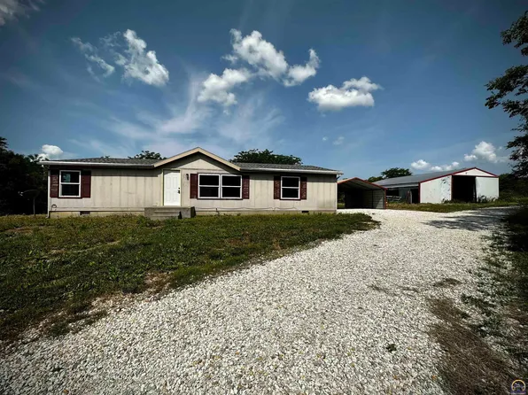 8860 158th Rd, Mayetta, KS 66509