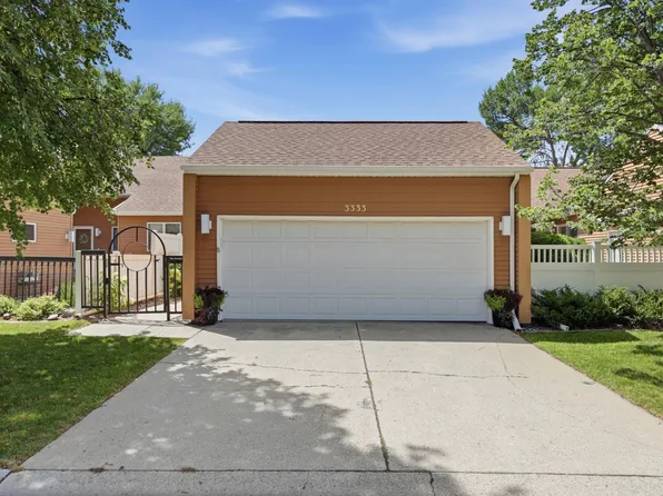 3333 W Prairiewood Dr S, Fargo, ND 58103