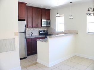 1120 NE 11th Ave, Fort Lauderdale, FL 33304