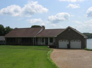 340 Alabama Shores Rd, Muscle Shoals, AL 35661