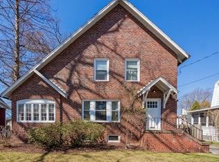 30 Rockland St, Springfield, MA 01118
