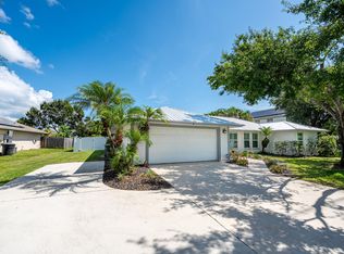 1004 W Weatherbee Rd, Fort Pierce, FL 34982