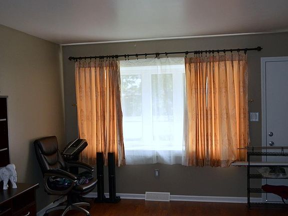 3rd image of 3443 Orchard Dr