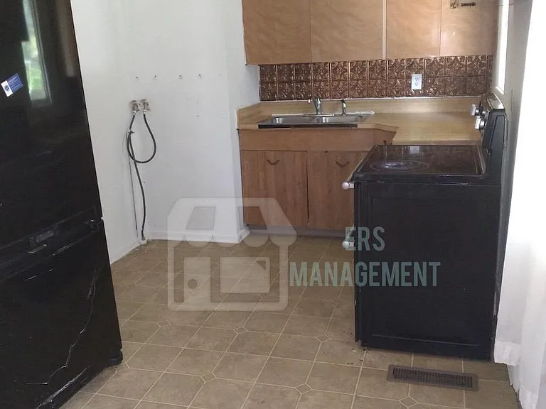 4430 Tremont Rd — Photo 2