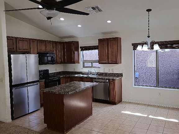 3rd image of 8440 S Egyptian Dr