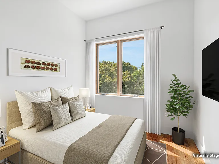 513 Chauncey St #5 — Photo 3