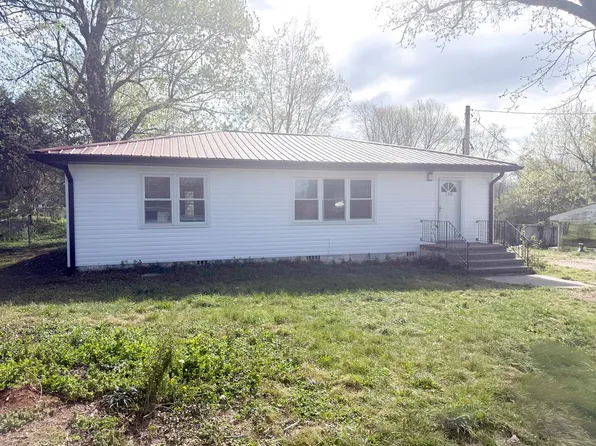 125 Woodland Ave, Livingston, TN 38570
