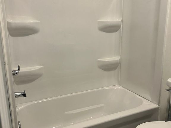 5th image of 614 N Michigan St