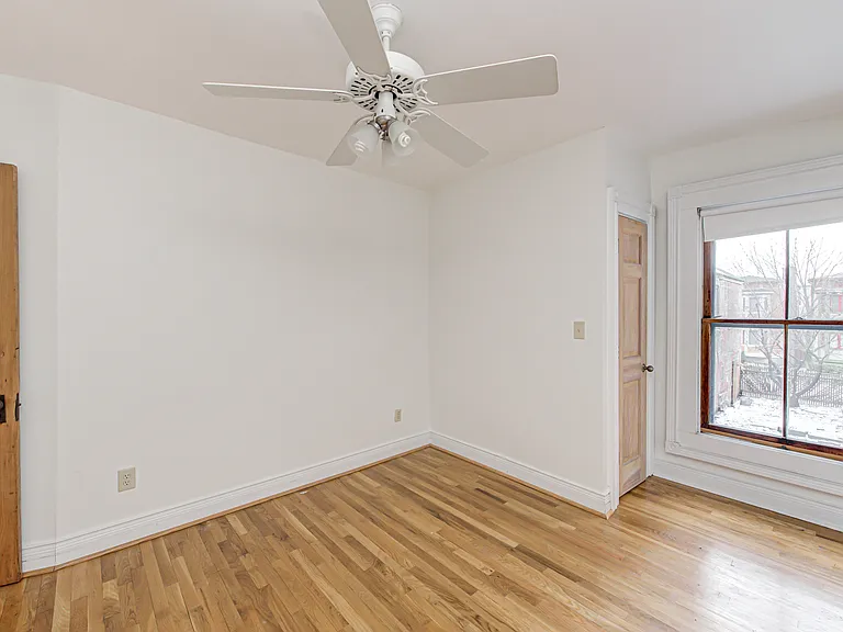 237 E Saint Joseph St — Photo 20