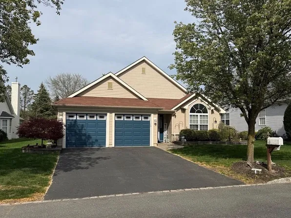 26 Ivy Hill Rd, Lakewood, NJ 08701
