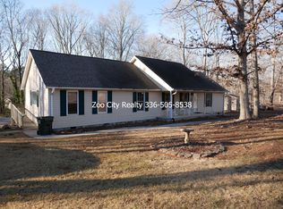 1229 Appaloosa Trl, Asheboro, NC 27205