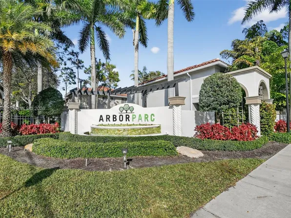 4206 Napoli Lake Dr, Riviera Beach, FL 33410