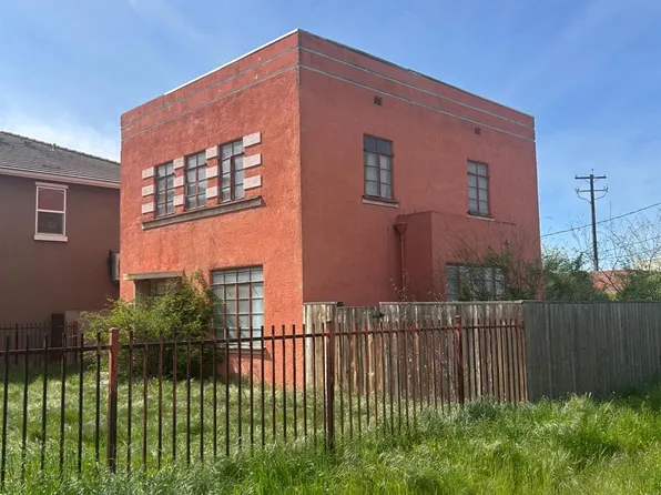 2235 San Joaquin St, Fresno, CA 93721