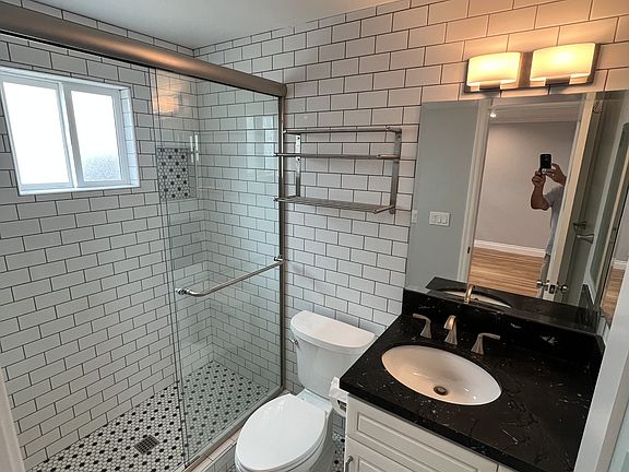 4th image of 203 S Myers St #C