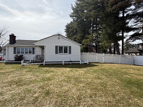 2nd image of 129 Fernbank Rd