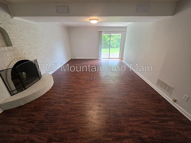 4 Erwin Dr — Photo 45