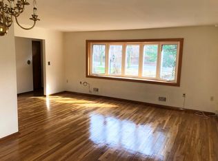 245 Little Clove Rd, Staten Island, NY 10301