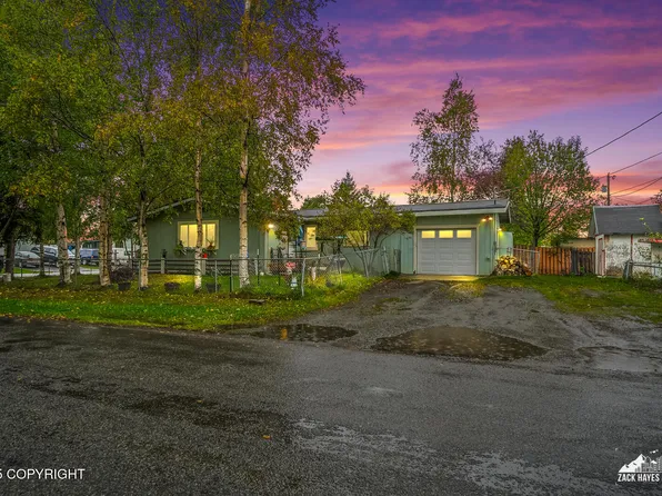 8341 Sue St, Anchorage, AK 99502