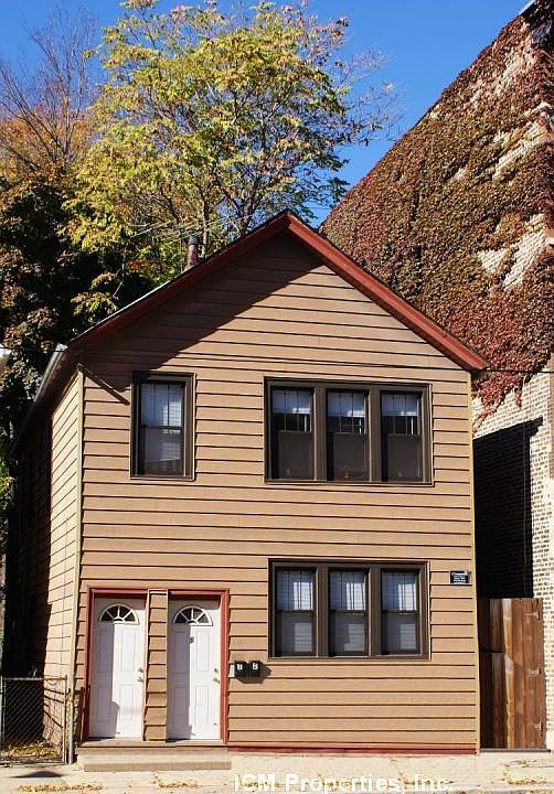1st image of 2254 N Southport Ave #N2j2