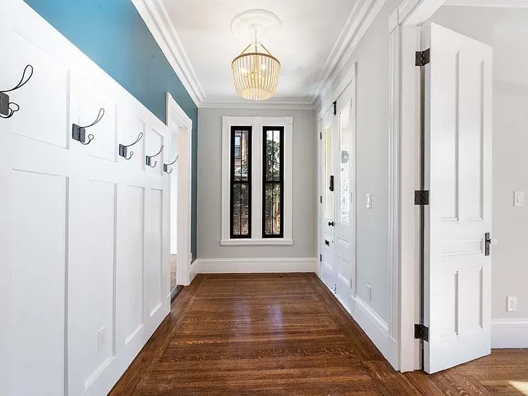 31 Monadnock St #1 — Photo 8