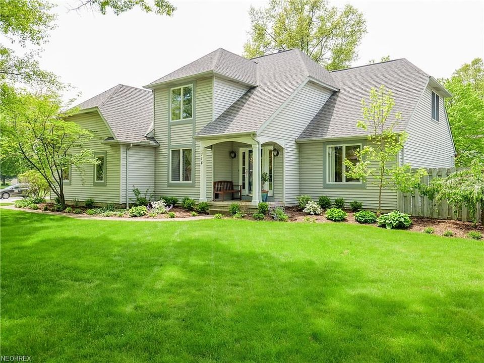 1st image of 714 Wedgewood Dr