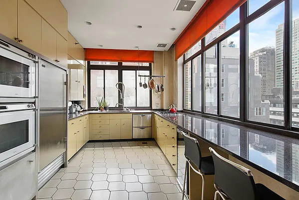 Sold by CORE | media 7