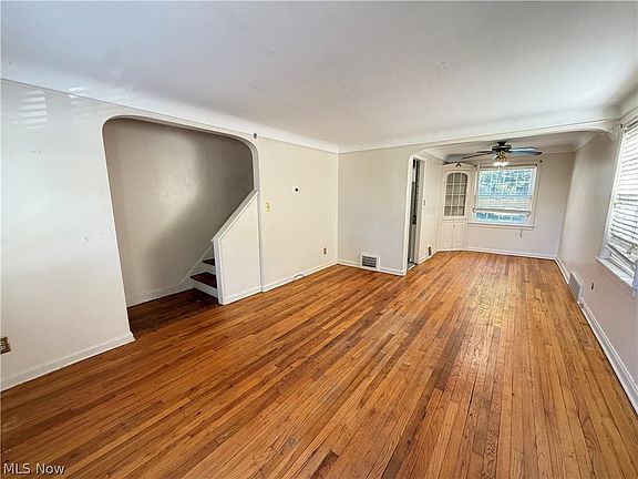 3rd image of 335 E 250th St