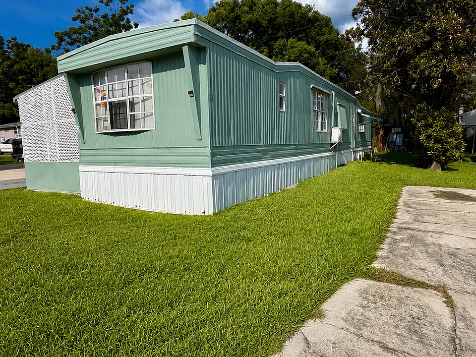 1200 N Davis Ave #100